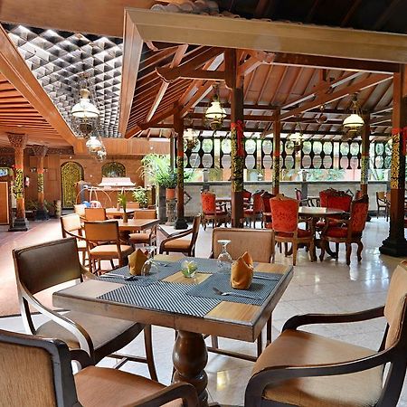 Zen Rooms Jogja Cendrawasih Pakualaman Ngoại thất bức ảnh