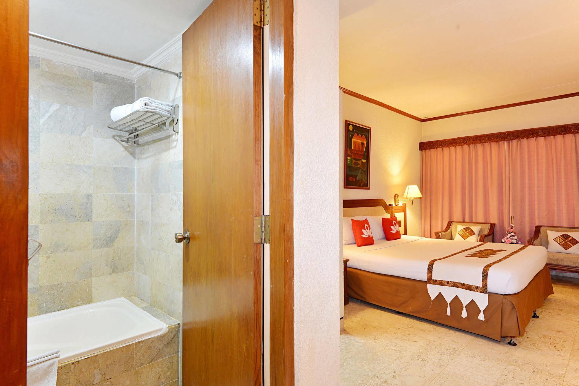 Zen Rooms Jogja Cendrawasih Pakualaman Ngoại thất bức ảnh